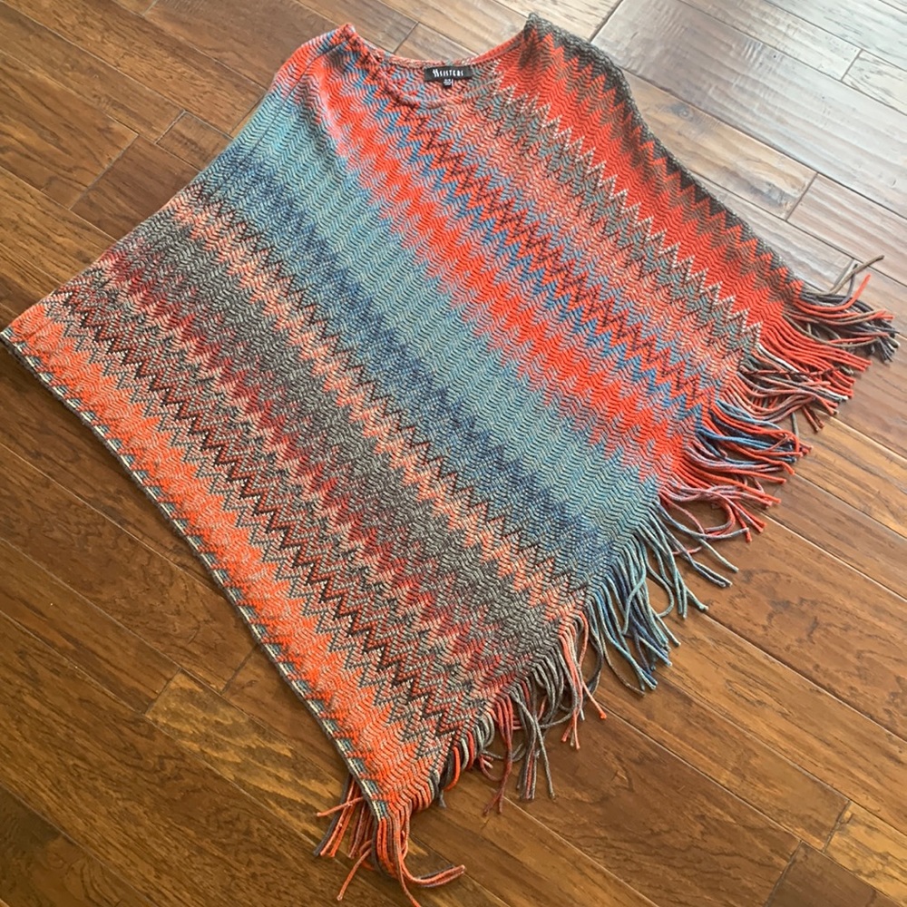 FRINGED PONCHO